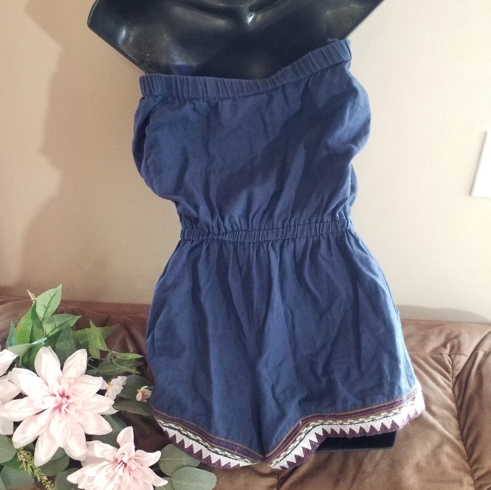- Angie romper - Picture 3 of 4